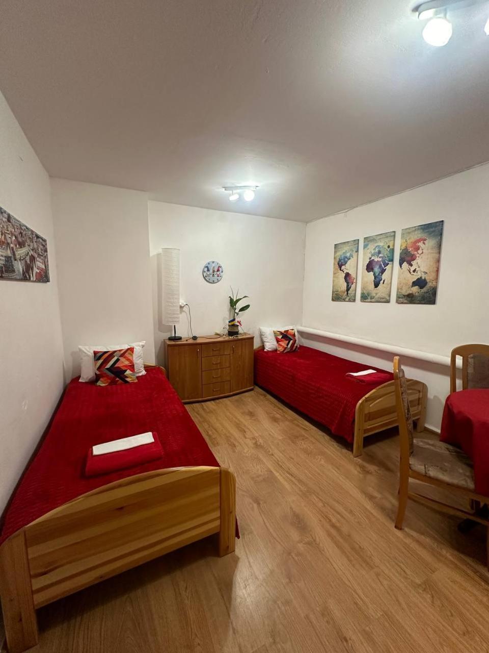 Travel House Wroclaw Hotell Eksteriør bilde