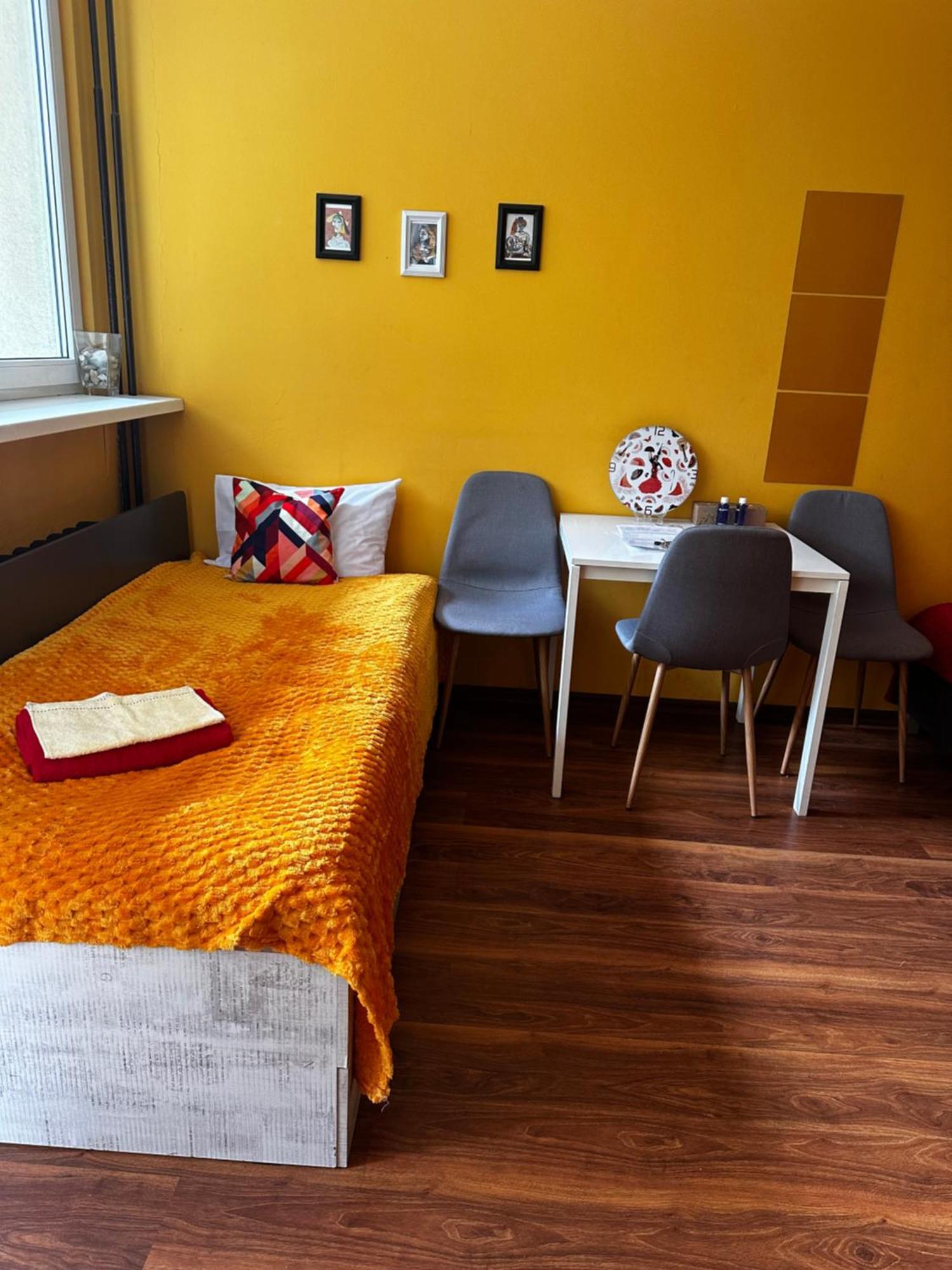 Travel House Wroclaw Hotell Eksteriør bilde